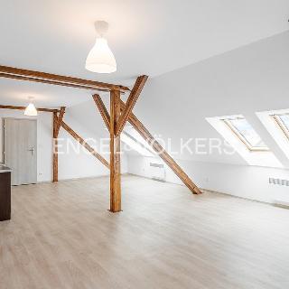 Prodej bytu 2+kk 52 m² Praha, Sokolovská