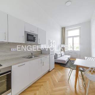 Pronájem bytu 3+kk 62 m² Praha, Rašínovo nábřeží