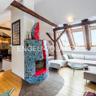 Pronájem bytu 3+kk 199 m² Praha, Donská