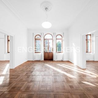 Pronájem bytu 5+kk 150 m² Praha, náměstí Kinských