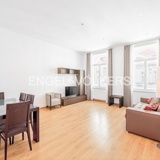 Pronájem bytu 2+kk 72 m² Praha