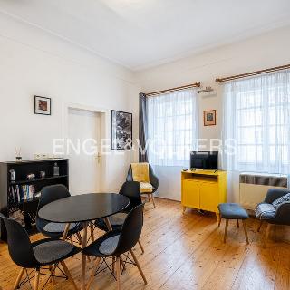 Pronájem bytu 2+kk 33 m² Praha, Valdštejnská