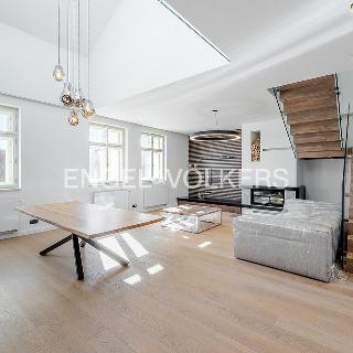 Pronájem bytu 5+kk 200 m² Praha, Kroftova