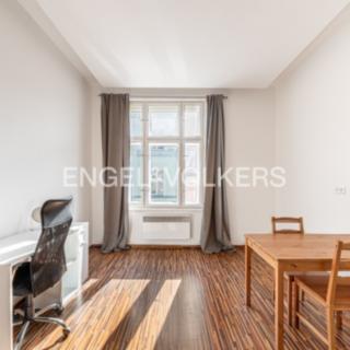Pronájem bytu 2+kk 50 m² Praha
