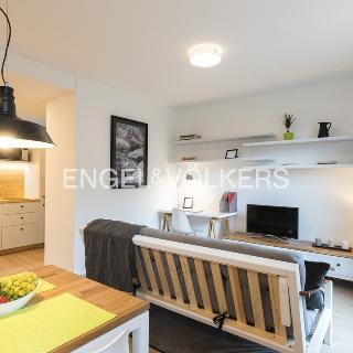 Pronájem bytu 2+kk 36 m² Praha, V Šáreckém údolí