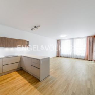 Pronájem bytu 3+kk 92 m² Praha