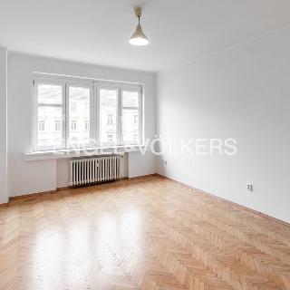 Pronájem bytu 2+1 57 m² Praha, Bělohorská