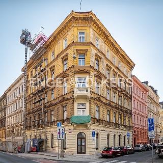 Pronájem obchodu 61 m² Praha, Vodní