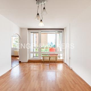 Pronájem bytu 3+kk 66 m² Praha, Chabařovická