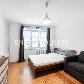 Pronájem bytu 2+1 55 m² Praha