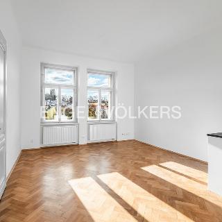 Pronájem bytu 3+kk 80 m² Praha