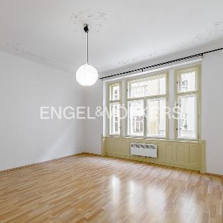 Pronájem bytu 3+1 125 m² Praha, Elišky Krásnohorské