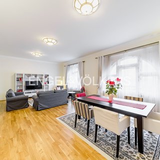 Pronájem bytu 4+1 158 m² Praha, Dřevná