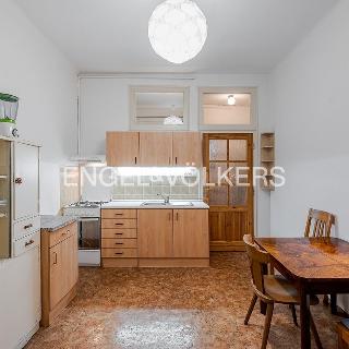 Pronájem bytu 1+1 45 m² Praha, Seifertova