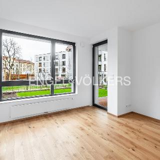 Pronájem bytu 2+kk 56 m² Praha, Mužíkova