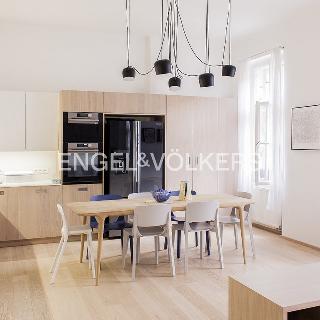 Prodej bytu 5+kk 160 m² Praha, Zborovská