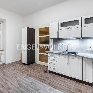 Pronájem bytu 2+1 47 m² Praha