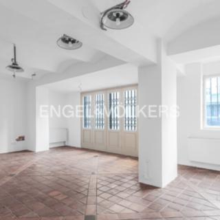 Pronájem kanceláře 214 m² Praha Smíchov, Nádražní