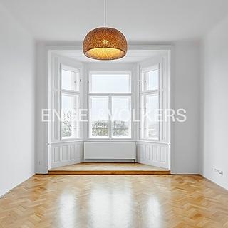 Pronájem bytu 4+1 140 m&sup2; Praha
