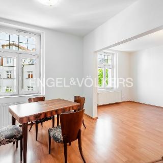 Pronájem bytu 3+1 83 m² Praha, Lopatecká