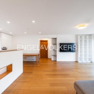 Pronájem bytu 4+kk 126 m² Praha