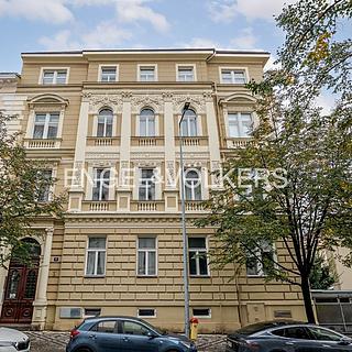 Prodej bytu 5+kk 210 m² Praha