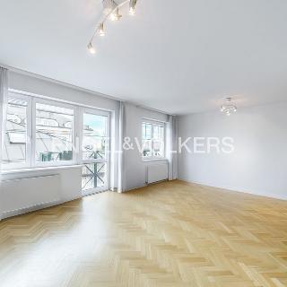 Prodej bytu 3+kk 95 m² Praha, Společná