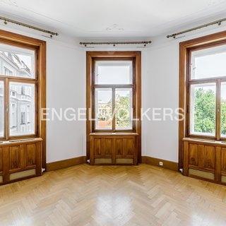 Pronájem bytu 3+1 112 m² Praha, Žatecká