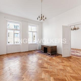 Pronájem bytu 3+1 120 m² Praha, Jungmannova