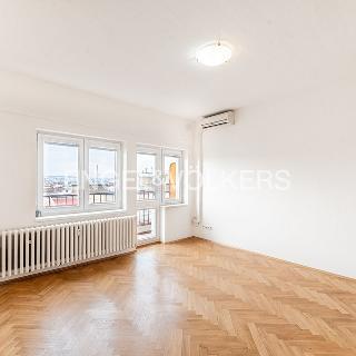 Pronájem bytu 4+kk 112 m² Praha, Americká