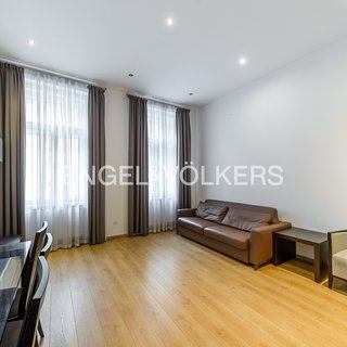 Pronájem bytu 2+kk 57 m² Praha