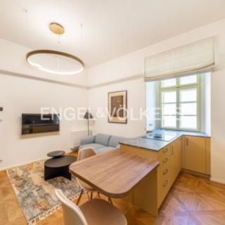 Pronájem bytu 2+kk 39 m² Praha