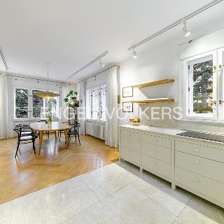 Prodej vily 349 m² Praha, Na Balkáně