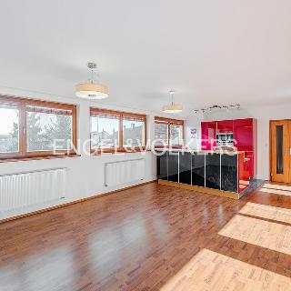 Prodej bytu 3+kk 78 m² Praha, Na strži