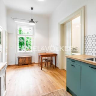 Pronájem bytu 1+1 40 m² Praha, Arbesovo náměstí