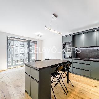 Pronájem bytu 2+kk 54 m² Praha, Sokolovská