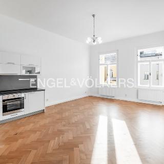 Pronájem bytu 2+kk 55 m² Praha, Veleslavínova