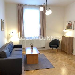 Pronájem bytu 2+1 44 m² Praha, Krkonošská