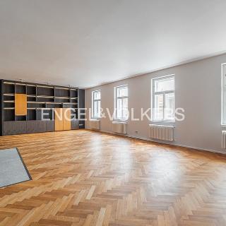 Prodej bytu 3+1 173 m² Praha, Žitná