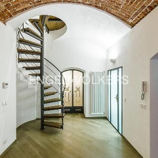 Pronájem bytu 4+1 134 m² Praha, Hořejší nábřeží