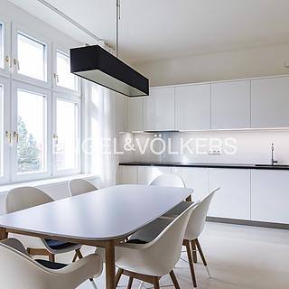 Pronájem bytu 4+kk 120 m&sup2; Praha