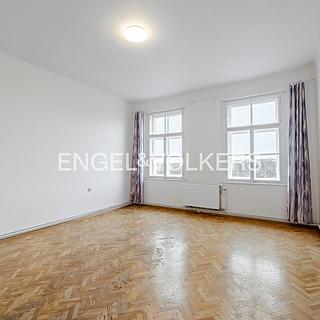 Pronájem bytu 3+1 90 m&sup2; Praha