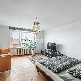 Prodej bytu 3+1 72 m² Praha, Bělohorská