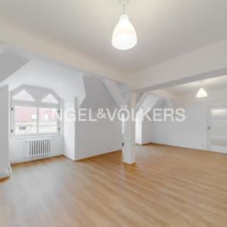 Pronájem bytu 2+kk 73 m² Praha Vinohrady, Máchova