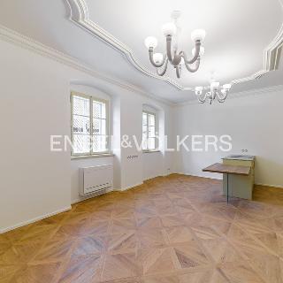 Pronájem bytu 1+kk a garsoniéry 33 m² Praha, Nosticova