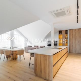 Pronájem bytu 2+kk 112 m² Praha