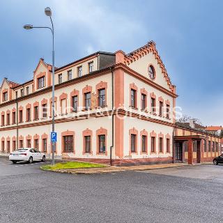 Pronájem kanceláře 1 430 m² Rakovník, Šamotka