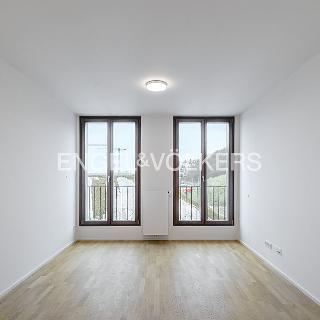 Pronájem bytu 2+kk 55 m² Praha, Vackové