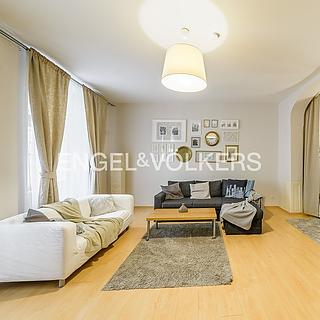 Pronájem bytu 3+kk 74 m&sup2; Praha
