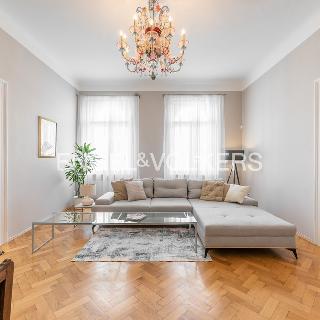 Pronájem bytu 3+1 120 m² Praha, Veleslavínova